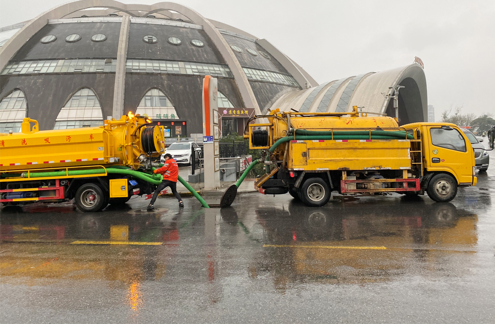 271江东门商场管道清淤